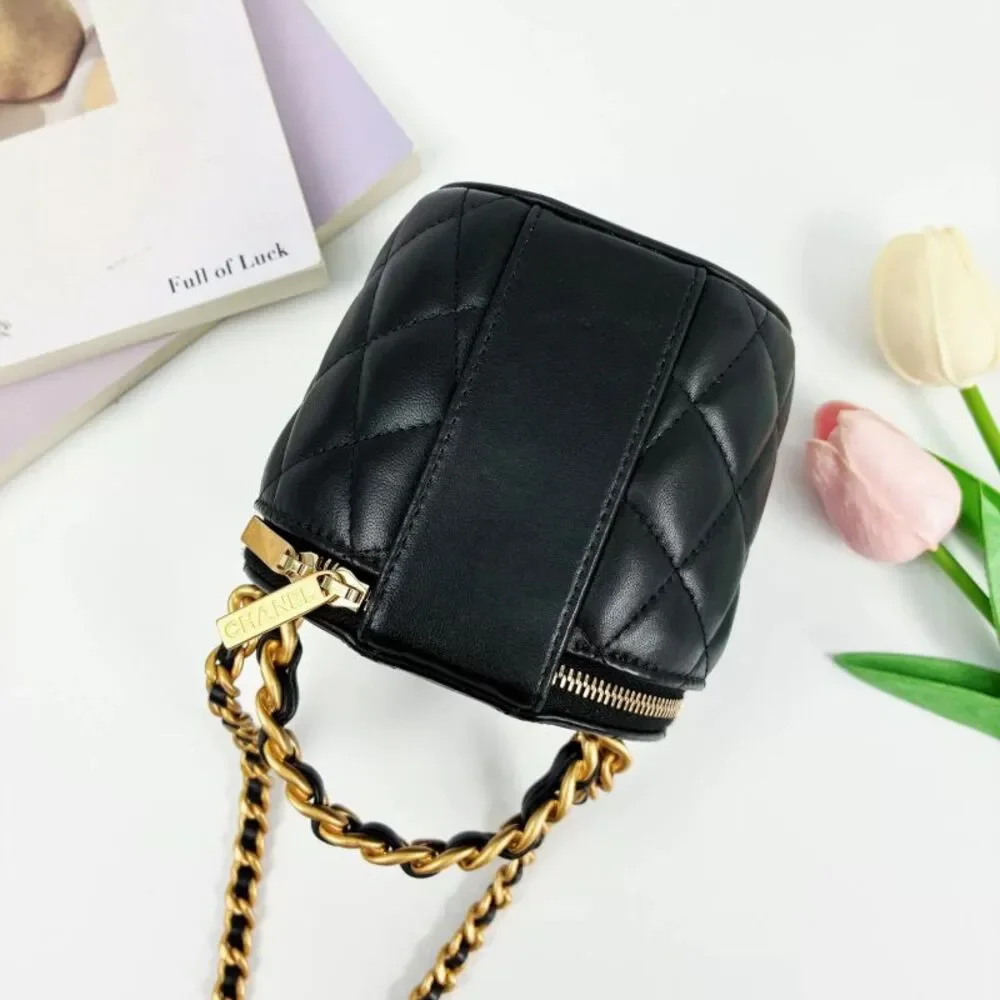 Chanel Women Pre-Loved Bag Very Good Condition